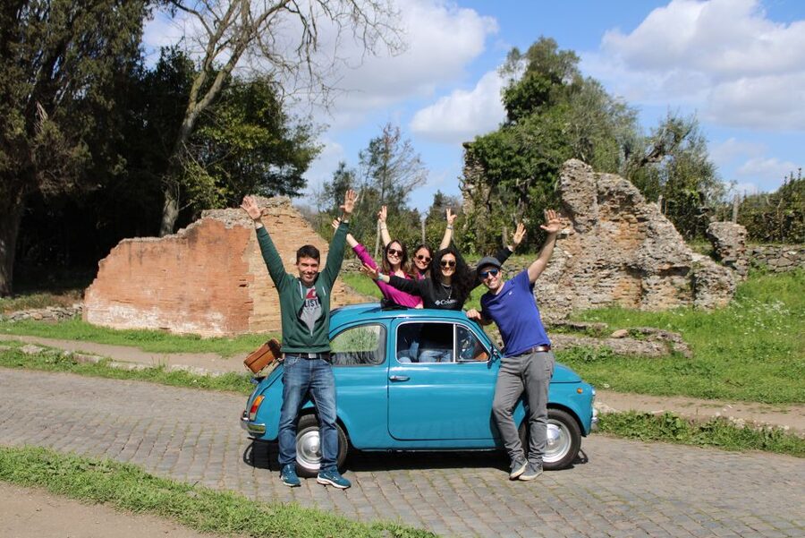 Tour of Rome on board a Vintage Fiat 500 - Rome by Fiat 500: What the Experience Feels Like
