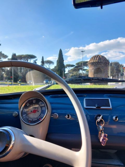 Tour of Rome on board a Vintage Fiat 500 - The Guide Makes the Difference