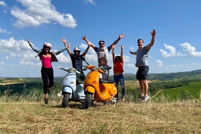 Tuscany Sunset Vespa tour with Dinner at a Chianti Winery - San Gimignano, towers, shops, and gelato