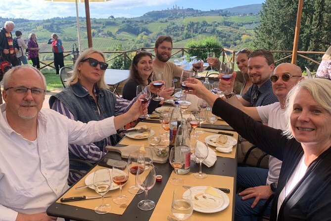 Tuscany Vespa Tour with Lunch and Wine Tasting in Chianti Area - Two hours on a Vespa among Tuscan views