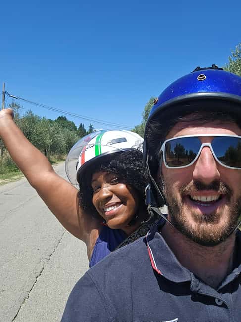 Tuscany: Vespa Tour with Traditional Lunch - A Traditional Tuscan Lunch After the Ride
