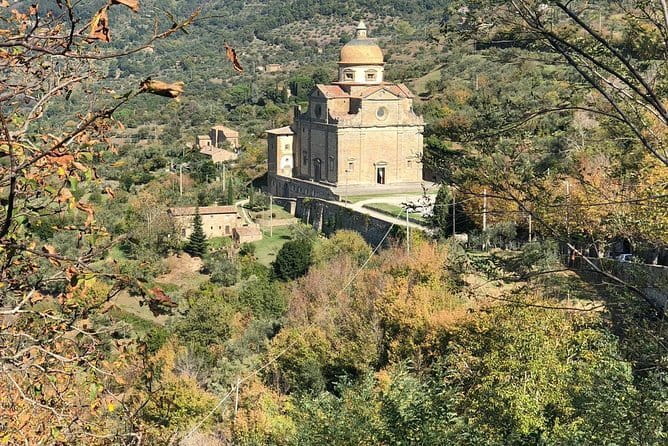 Tuscany Vespa Tours Through the Hills of Chianti - Lunch at a Tuscan villa or castle