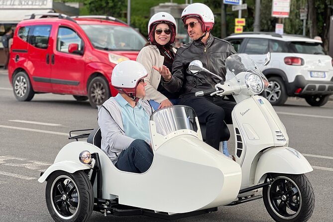 Unforgettable 1.5-Hour Private Vespa Sidecar Tour of Florence - Why a sidecar is a smart way to see Florence