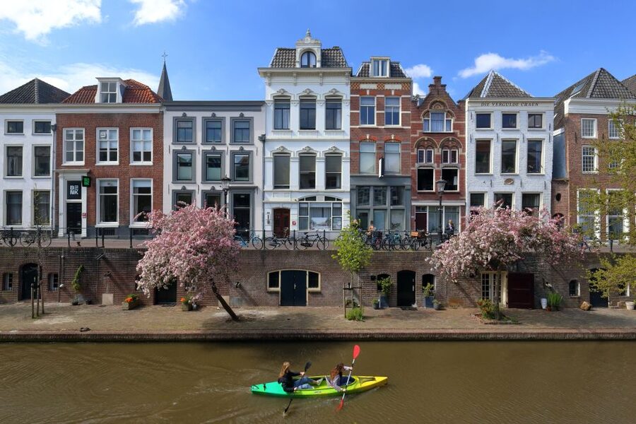 Utrecht or Amsterdam Sidecar Tour. City, rural or TAILORMADE - Why a Ural sidecar changes the Utrecht visit