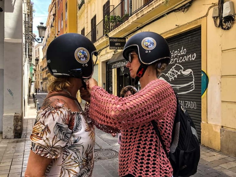 Valencia: The Highlights Tour in Vintage Sidecar - Timing, comfort, and who should book