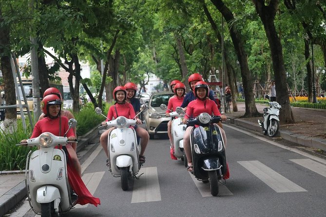 Vespa City Tour &Train Street Female With Ao Dai Riders 4,5 Hours - Why a Vespa is a smart way to see Hanoi