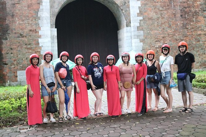 Vespa City Tour &Train Street Female With Ao Dai Riders 4,5 Hours - Truc Bach Lake and the final food stop