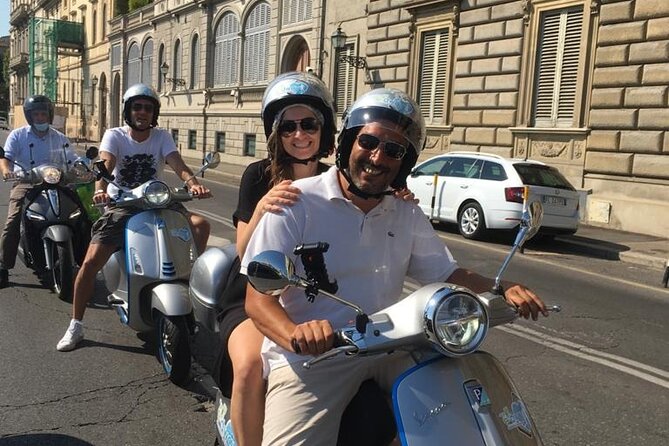 Vespa Elettrica 70 (125) Rental for the Full Day in Florence - Choosing between Florence streets and Chianti roads