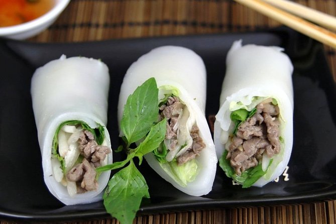 Vespa Food Tour Hanoi After Dark 3.5 hrs_TOP SERVICE, MAX VALUE - Trúc Bạch Lake and Ngũ Xã bring Pho Cuon