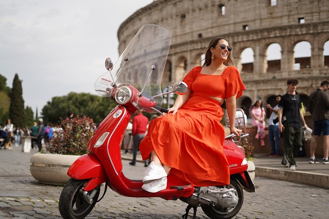 Vespa Scooter Tour in Rome with RomeIsMyLove Pro Photo Team - Safety, comfort, and the traffic question