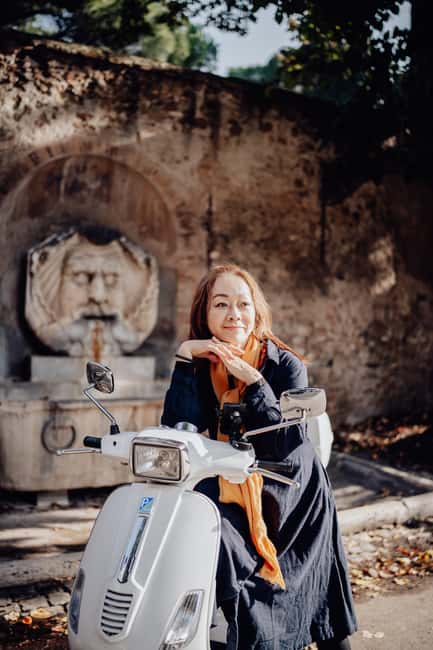 Vespa Scooter Tour "Rome as a Local" - Meeting near Cavour and getting started