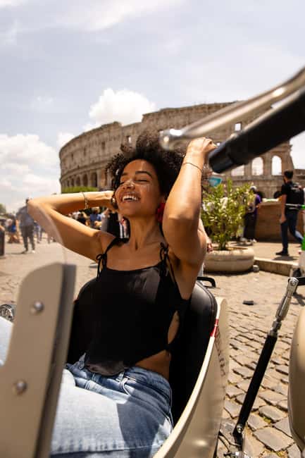 Vespa Sidecar Tour: Highlights of Rome - Why a Vespa sidecar works so well in Rome