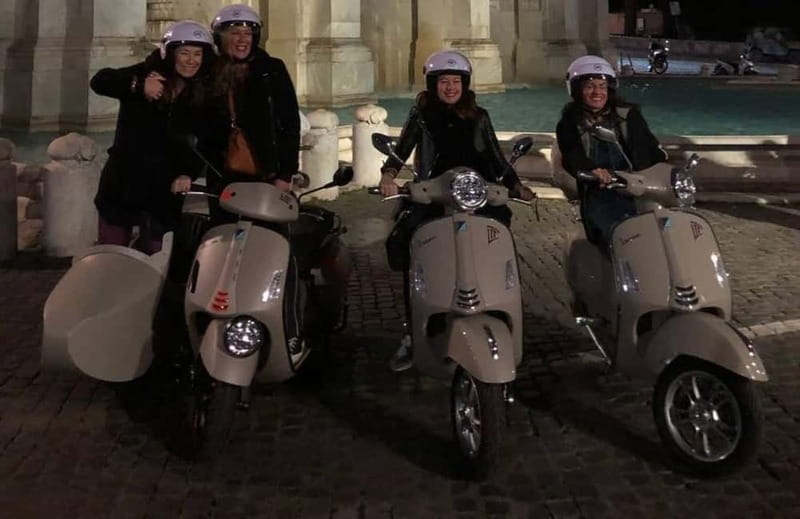 Vespa Sidecar Tour : Rome by Night - Trevi Fountain, Pantheon, and Piazza Navona