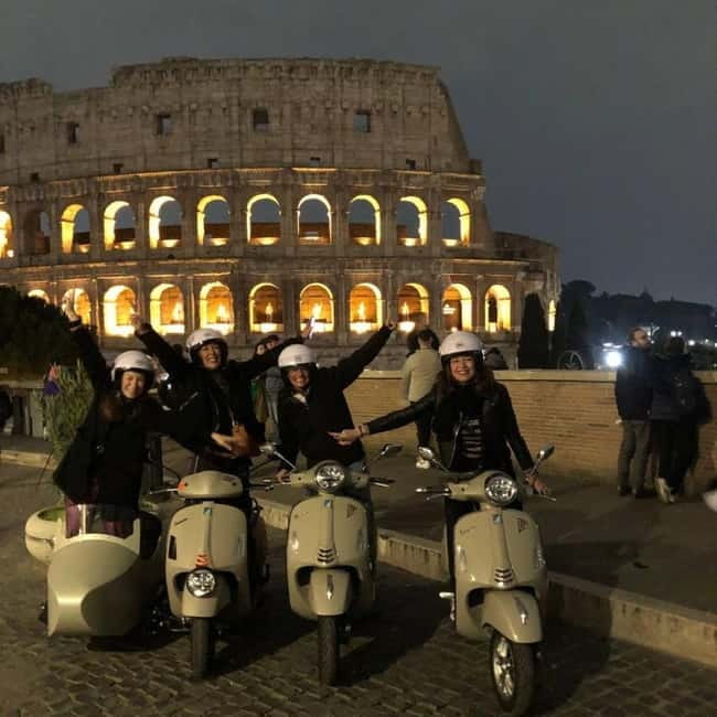 Vespa Sidecar Tour : Rome by Night - St. Peter’s Square and the final ride through Trastevere