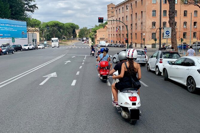 Vespa Tour in Rome Driven by Us with Optional Pick Up - What makes this Vespa tour worth considering