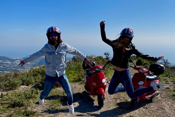 Vespa Tour in Sanremo for half a day - Corso Imperatrice and Sanremo’s grand side