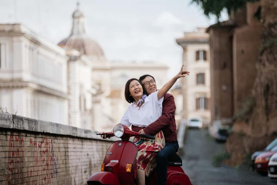 Vespa Tour with Professional Photography in Rome - Stop four: Fontana Acqua Paola