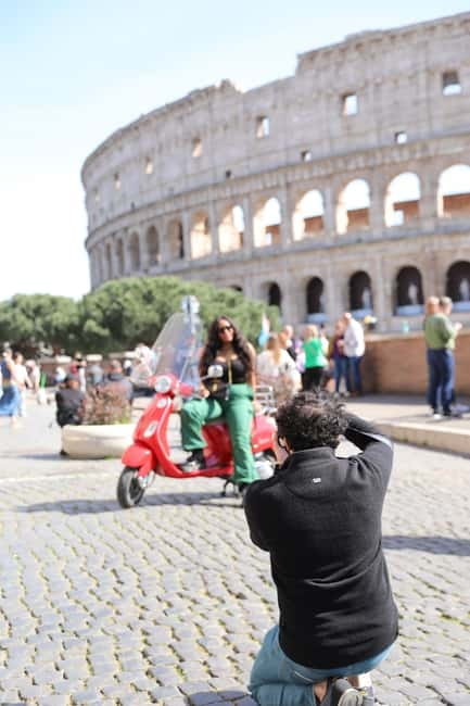 Vespa Tour with Professional Photography in Rome - What the professional photography adds