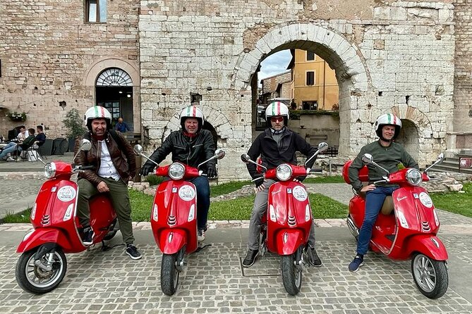 Vespa tour with written guide of Marche Riviera del Conero - Monte Conero, where the road gets you close to the sea