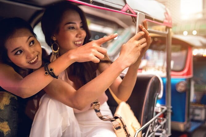 Vintage Scooter Bangkok Tour on Weekday (City Route) - Wat Arun across the river