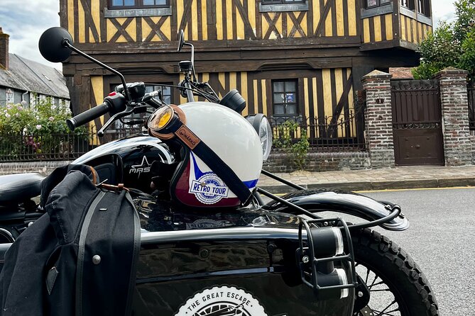 Visit Honfleur by sidecar: 1.5 to 3.5 hour tour along the coast - Villerville and a touch of French cinema